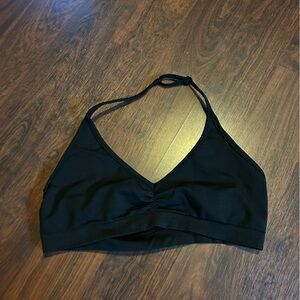 Alphalete halter sports bra